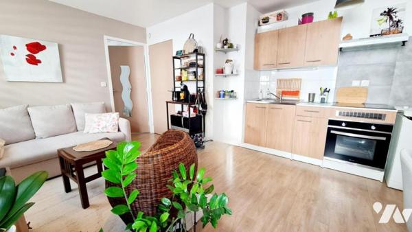 A VENDRE - Saint-Nazaire Villès Martin - Appartement T2 avec chambre séparée et un parking privatif