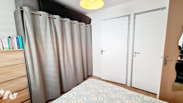 A VENDRE - Saint-Nazaire Villès Martin - Appartement T2 avec chambre séparée et un parking privatif