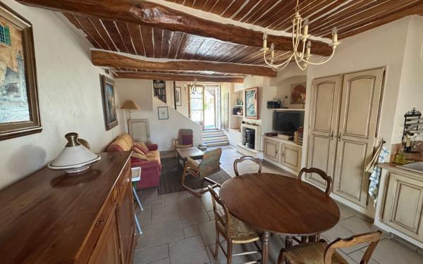 Maison à vendre    4 pièces • 82 m2 Montagnac-Montpezat