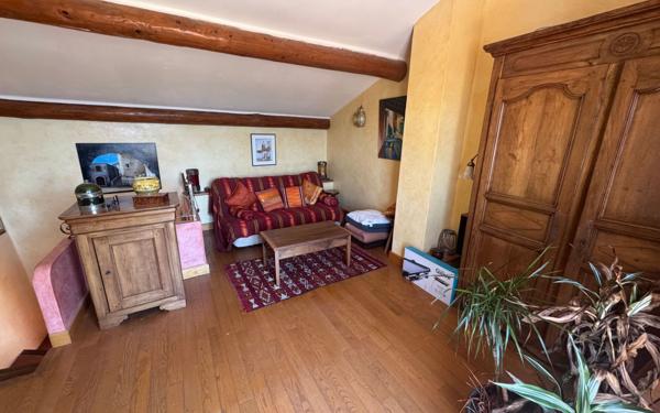 Maison à vendre    4 pièces • 82 m2 Montagnac-Montpezat