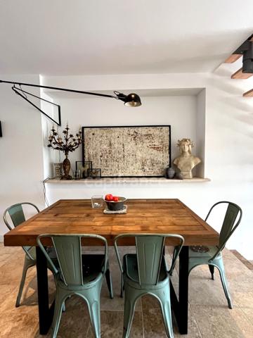 Elégante maison en pierre entièrement restaurée, 4 pièces, au coeur d'un village médiéval (32)