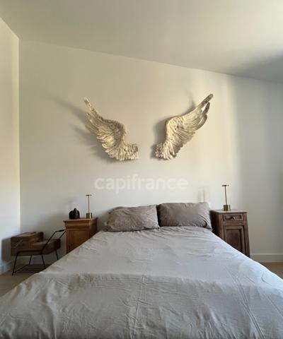 Elégante maison en pierre entièrement restaurée, 4 pièces, au coeur d'un village médiéval (32)