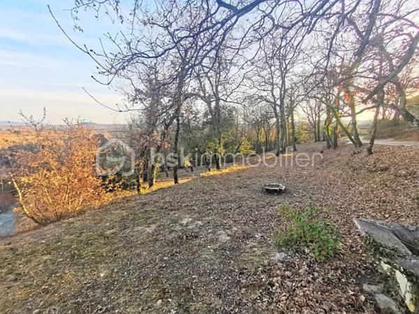 Terrain de 1 986 m²