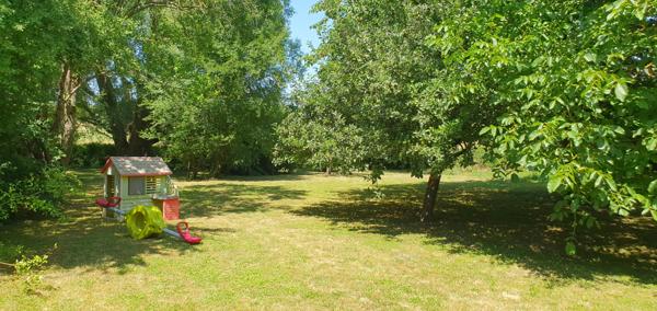Coulonges-Cohan (02130) MAISON FAMILIALE AVEC GRAND TERRAIN ARBORE