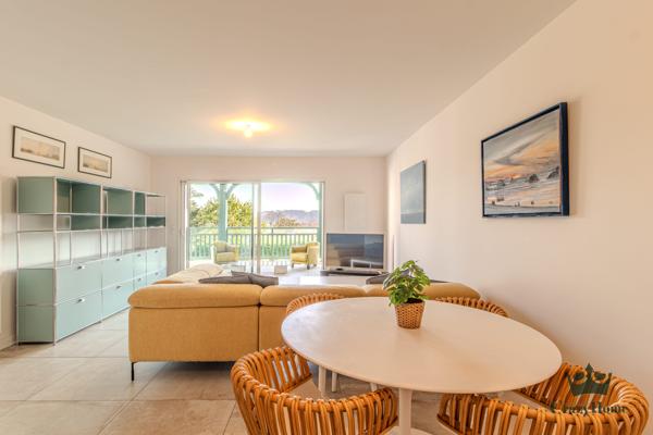 Appartement
                                                                                                                                                                                                                                                                                                                        3 pièce(s)                                                                                                                                                                                                          2 chambre(s)                                                                                                                                                                                                          71.41  m²