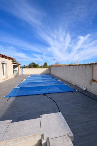 Villa plain-pied à Vauvert, 154 m2 habitable sur un terrain de 626m2.