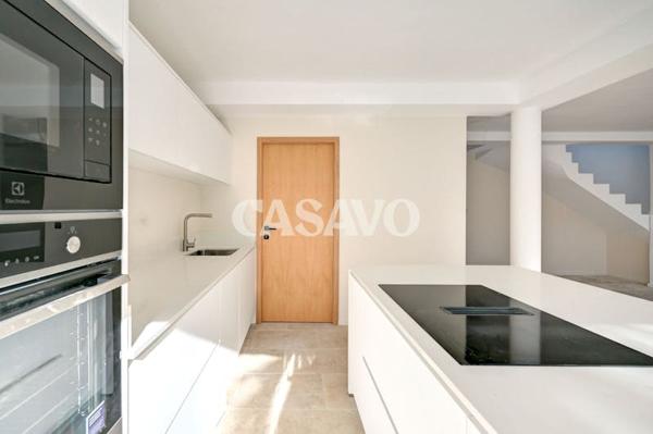 Vente Maison 4 pièces de 100m² - 13080 Aix-en-Provence