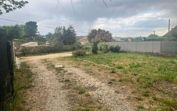 Maison à louer    4 pièces •  Saint-Marcel-d'Ardèche