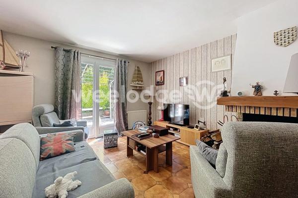 Maison à vendre 6 pièces de 184 m² à Jouy-le-Moutier