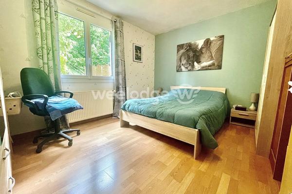 Maison à vendre 6 pièces de 184 m² à Jouy-le-Moutier