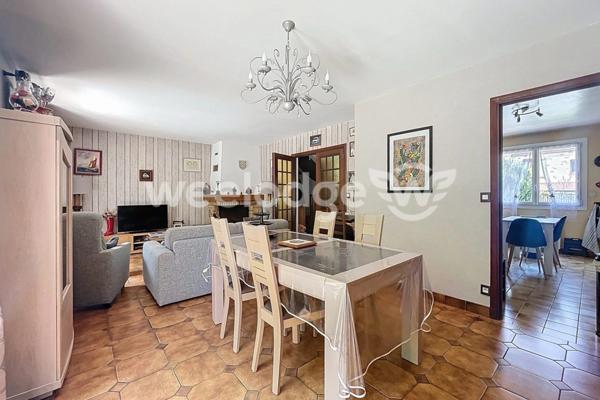 Maison à vendre 6 pièces de 184 m² à Jouy-le-Moutier