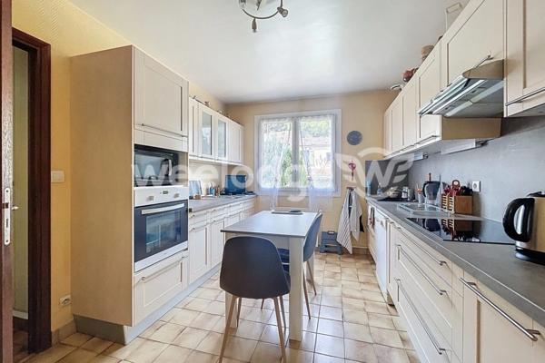 Maison à vendre 6 pièces de 184 m² à Jouy-le-Moutier