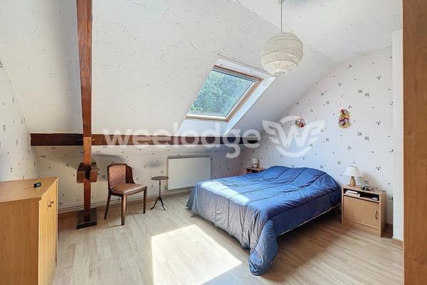 Maison à vendre 6 pièces de 184 m² à Jouy-le-Moutier