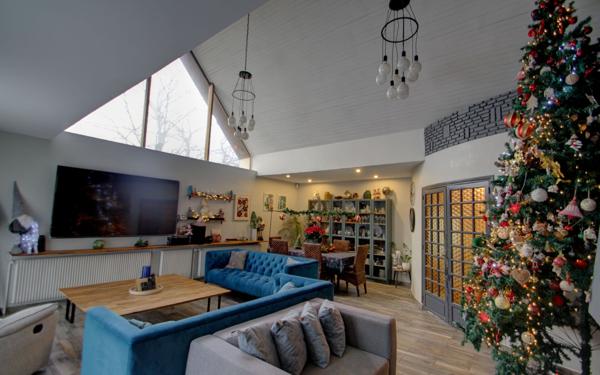 Maison à vendre    7 pièces •  Saran