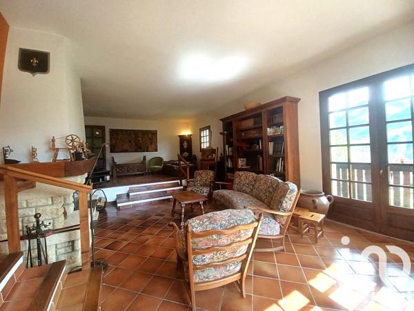 Maison à vendre 6 pièces 221 m² Auris