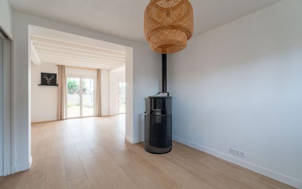 Maison à vendre    7 pièces •  Sanguinet