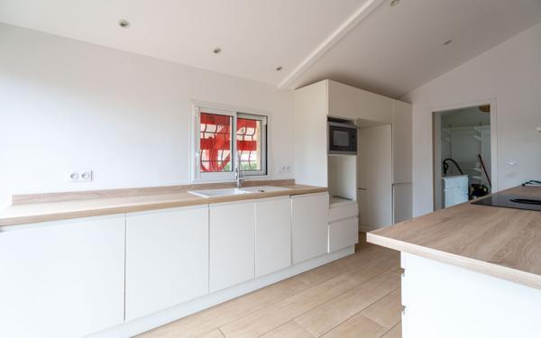 Maison à vendre    7 pièces •  Sanguinet