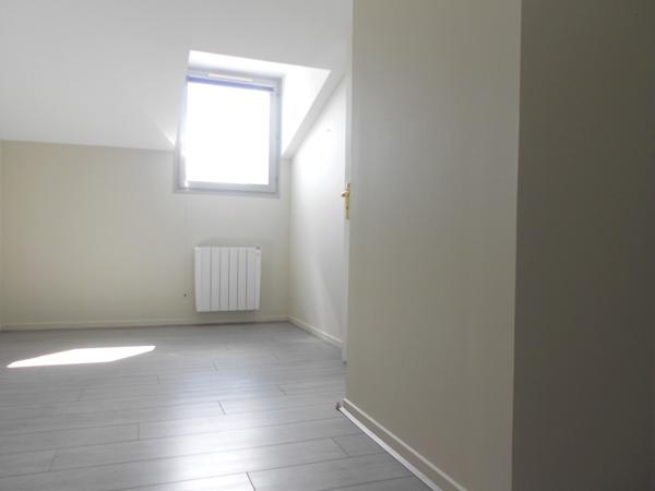Location appartement près de Amiens - 3 pièce(s) - 74 m² - 865 €/mois