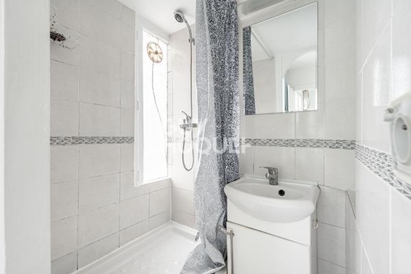 APPARTEMENT 2 PIECES PROCHE METRO GABRIEL PERI