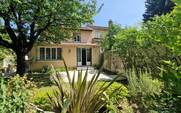 Maison à vendre    7 pièces • 145 m2 Neuilly-sur-Marne