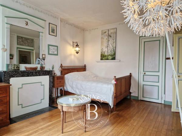 Saint-Prix, Maison 5 Chambres -  277 m² à vendre