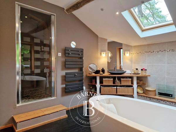 Saint-Prix, Maison 5 Chambres -  277 m² à vendre