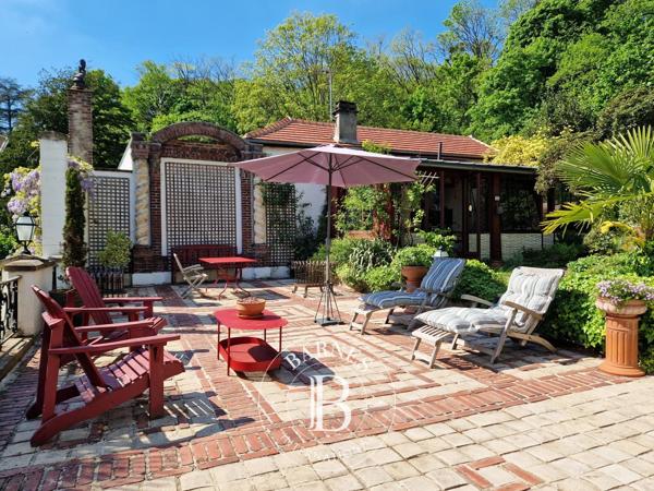Saint-Prix, Maison 5 Chambres -  277 m² à vendre