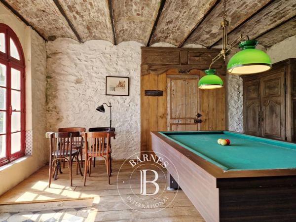 Saint-Prix, Maison 5 Chambres -  277 m² à vendre