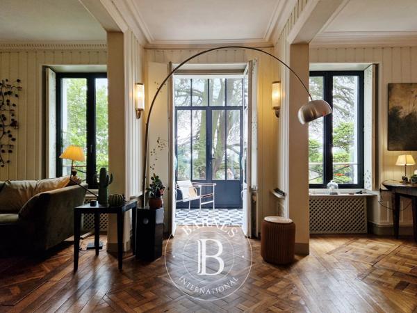 Saint-Prix, Maison 5 Chambres -  277 m² à vendre