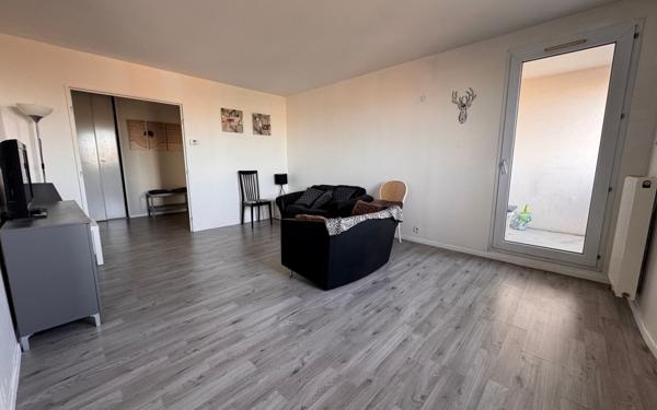 Appartement à vendre    4 pièces • 87,34 m2 Élancourt
