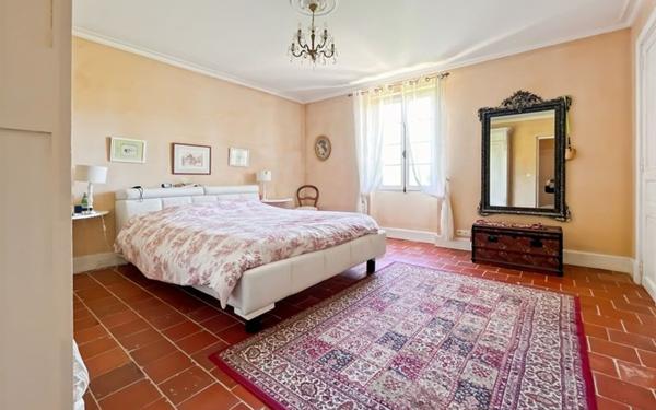 Maison à vendre    6 pièces •  Lectoure