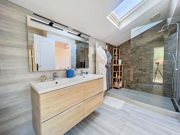 Villa individuelle 4 pièces 136 m². Cagnes-sur-Mer