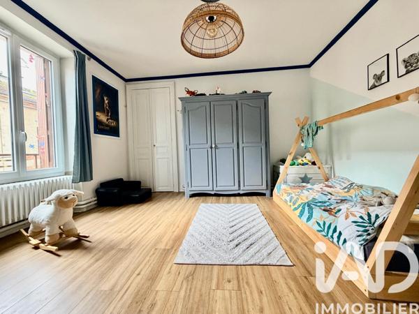 Maison à vendre 5 pièces 143 m² Mailly-Champagne