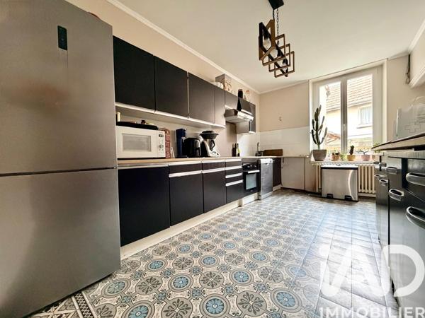 Maison à vendre 5 pièces 143 m² Mailly-Champagne
