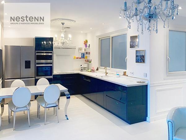 À vendre TOULON : Appartement de 4 pièces avec balcon - Un véritable coup de coeur !