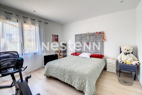 À VENDRE TRANS EN PROVENCE Villa de 154 m² avec 3 suites sur 750 m² de terrain avec piscine