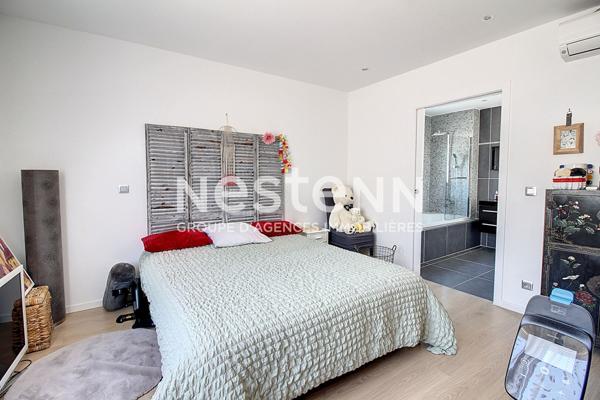 À VENDRE TRANS EN PROVENCE Villa de 154 m² avec 3 suites sur 750 m² de terrain avec piscine