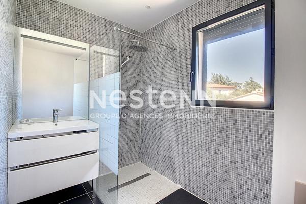 À VENDRE TRANS EN PROVENCE Villa de 154 m² avec 3 suites sur 750 m² de terrain avec piscine