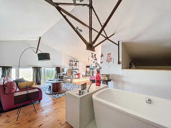 Maison Nantes Chantenay aux Grands Volumes avec Atelier, 5 Chambres et +, Lumineuse et Modulable