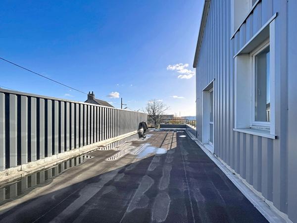 Maison Nantes Chantenay aux Grands Volumes avec Atelier, 5 Chambres et +, Lumineuse et Modulable