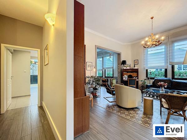 Demeure familiale de 10 pièces sur 1000 m2 de terrain