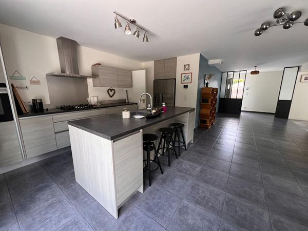 Maison Le Barp 166.49 m2