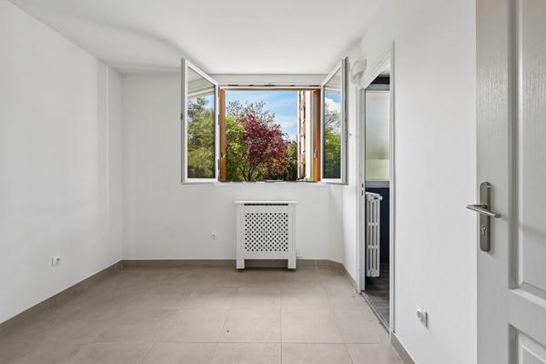 APPARTEMENT - 4 PIECES - NOISY LE SEC - proche du RER E