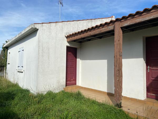 Saint Gilles Croix De Vie maison de 165 m2 comprenant 5 studios au pied des commerces