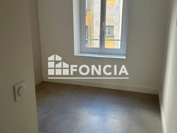 Location Studio 29.3 m² - 51 RUE LAMARTINE Nice 06000