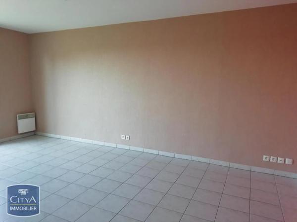 Appartement à louer 2 pièces 45.44m² Grenay (62160)