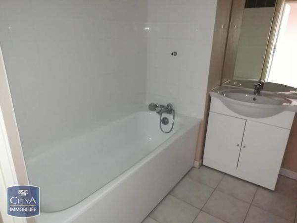 Appartement à louer 2 pièces 45.44m² Grenay (62160)