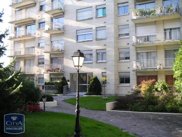 Appartement à louer 1 pièce 25m² Rambouillet (78120)