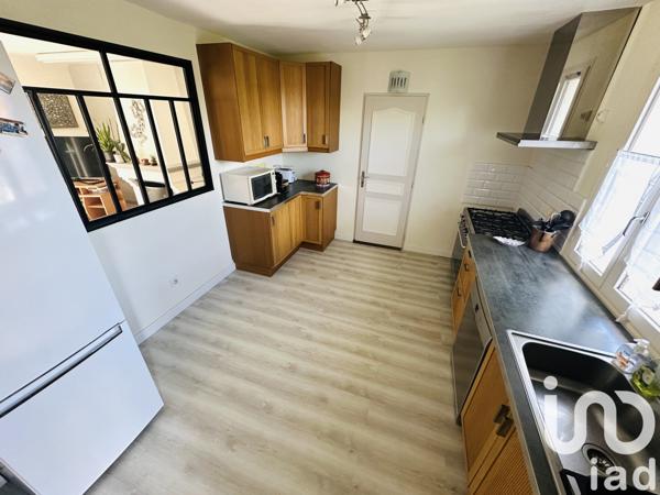 Maison à vendre 7 pièces 122 m² Saint-Arnoult-en-Yvelines