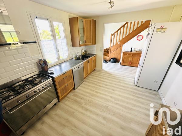 Maison à vendre 7 pièces 122 m² Saint-Arnoult-en-Yvelines